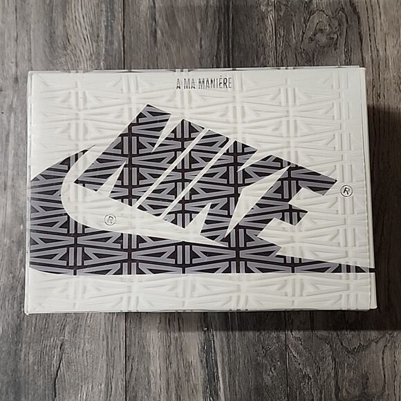 Size 5.5 - Jordan 1 OG x A Ma Maniere High Airness main image 6
